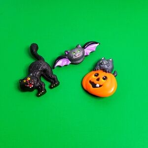 Bundle of three holloween brooches RUSS